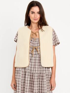 Old Navy Cozy Cashmere Tie-Front Sherpa Vest